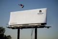 How to put a billboard on the highway Banners on the roads